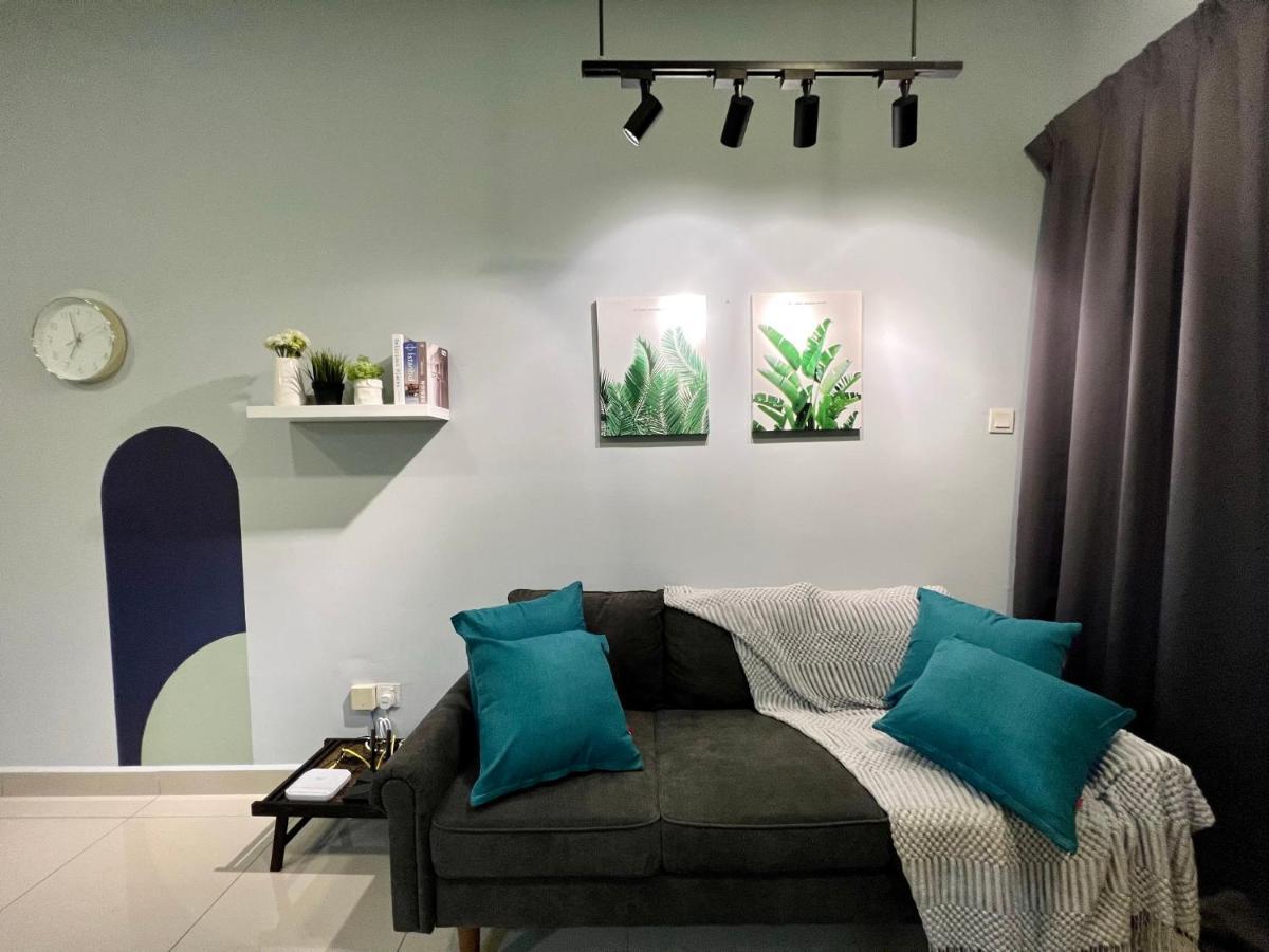 Riverview 8Pax 2Br In Kbtown Netflix, Wi-Fi B-3A-5 Kota Bharu Exteriör bild